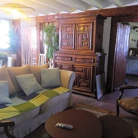 Le Clos Du Carriou Panzió Lesgor